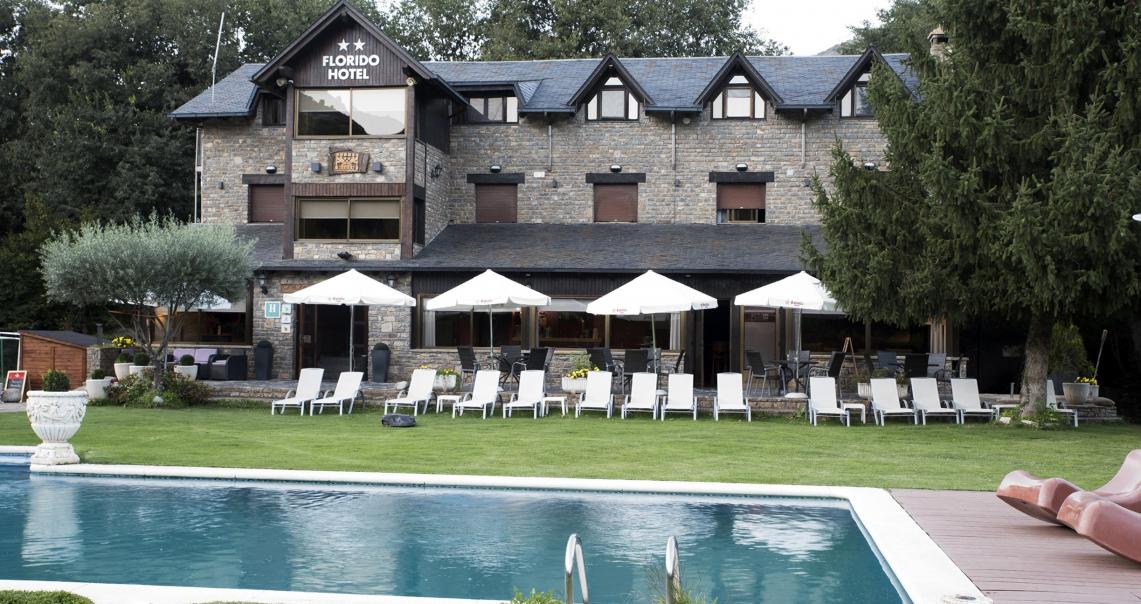 Flòrido Hotel avec piscine