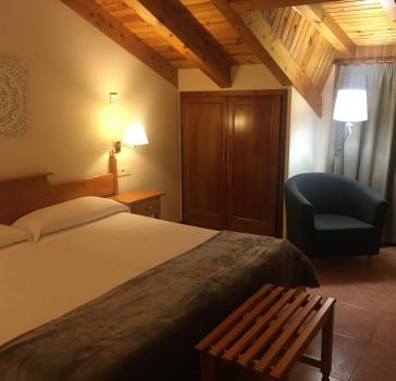 Chambre Double Mansardée Supérieure (2 lits)